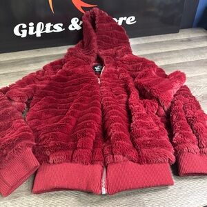 Love Tree woman’s Plush Red Puffer Jacket